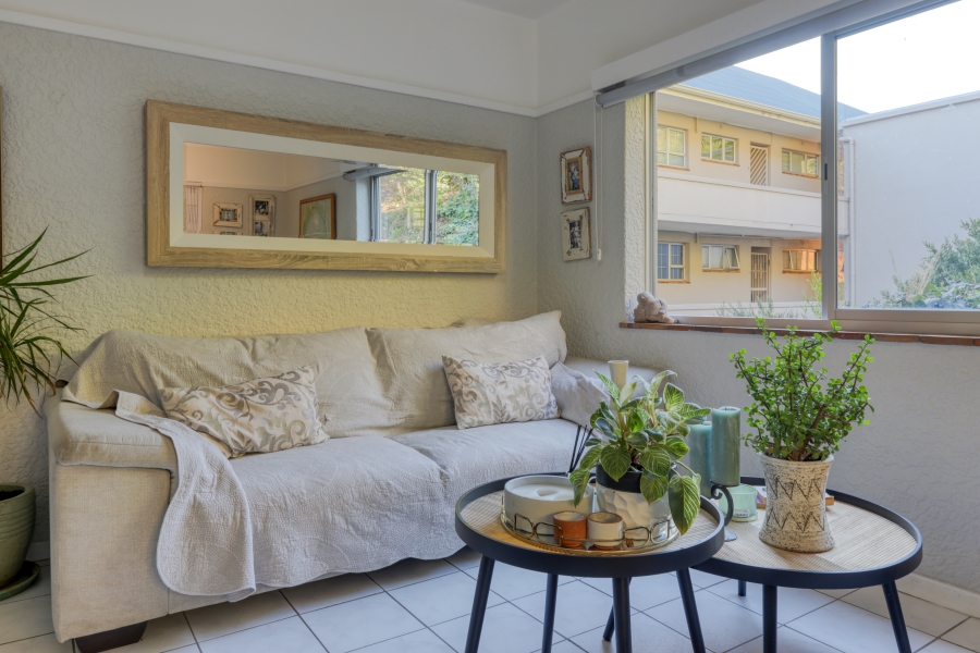 3 Bedroom Property for Sale in Sea Point Western Cape